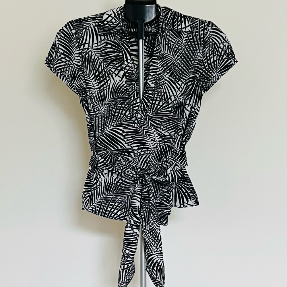 Ann Taylor Black and White Palm Print Tie-Waist Blouse